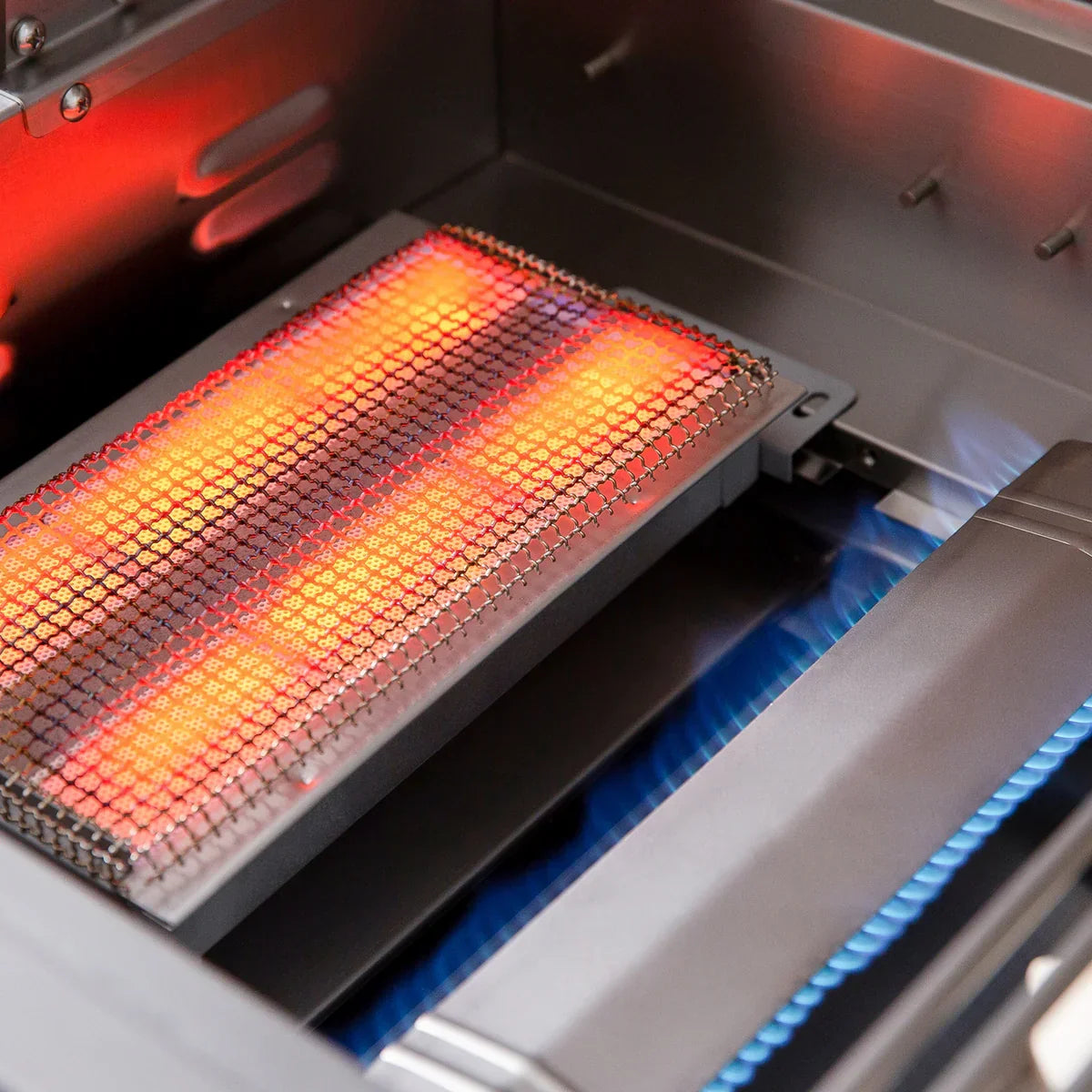 Summerset Sizzler PRO Series 40" Liquid Propane Built-in.