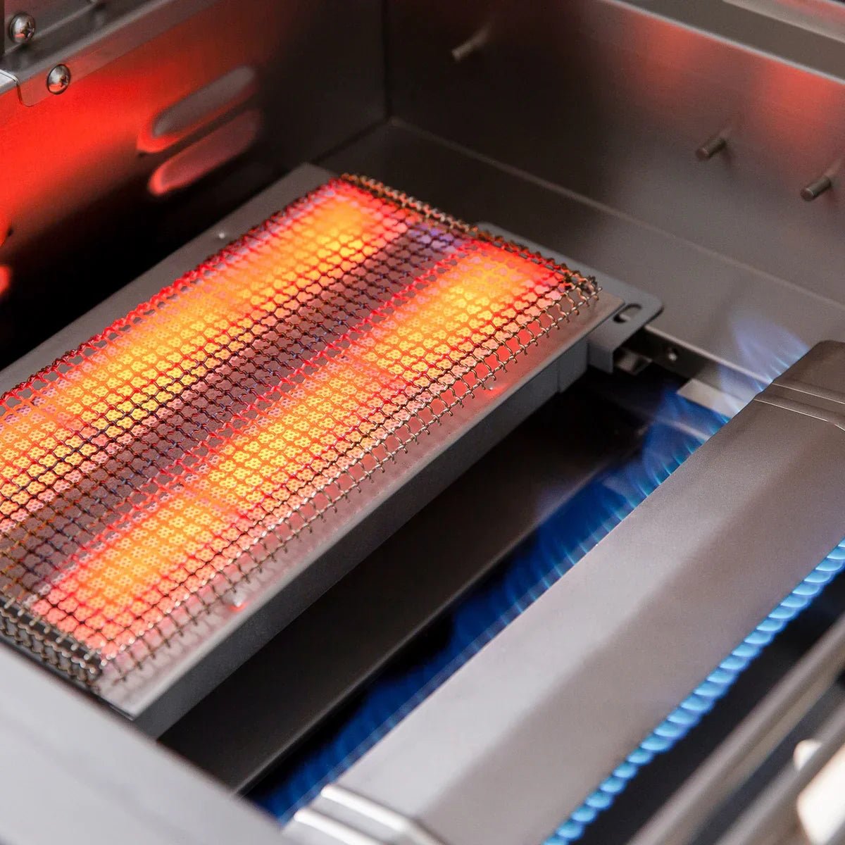 Summerset Sizzler PRO Series 40" Liquid Propane Built-in.